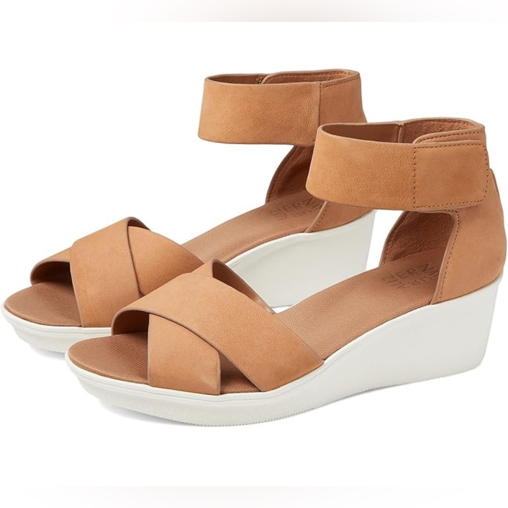 Naturalizer Women's Riviera Sandal Heeled Cookie Dough 8.5